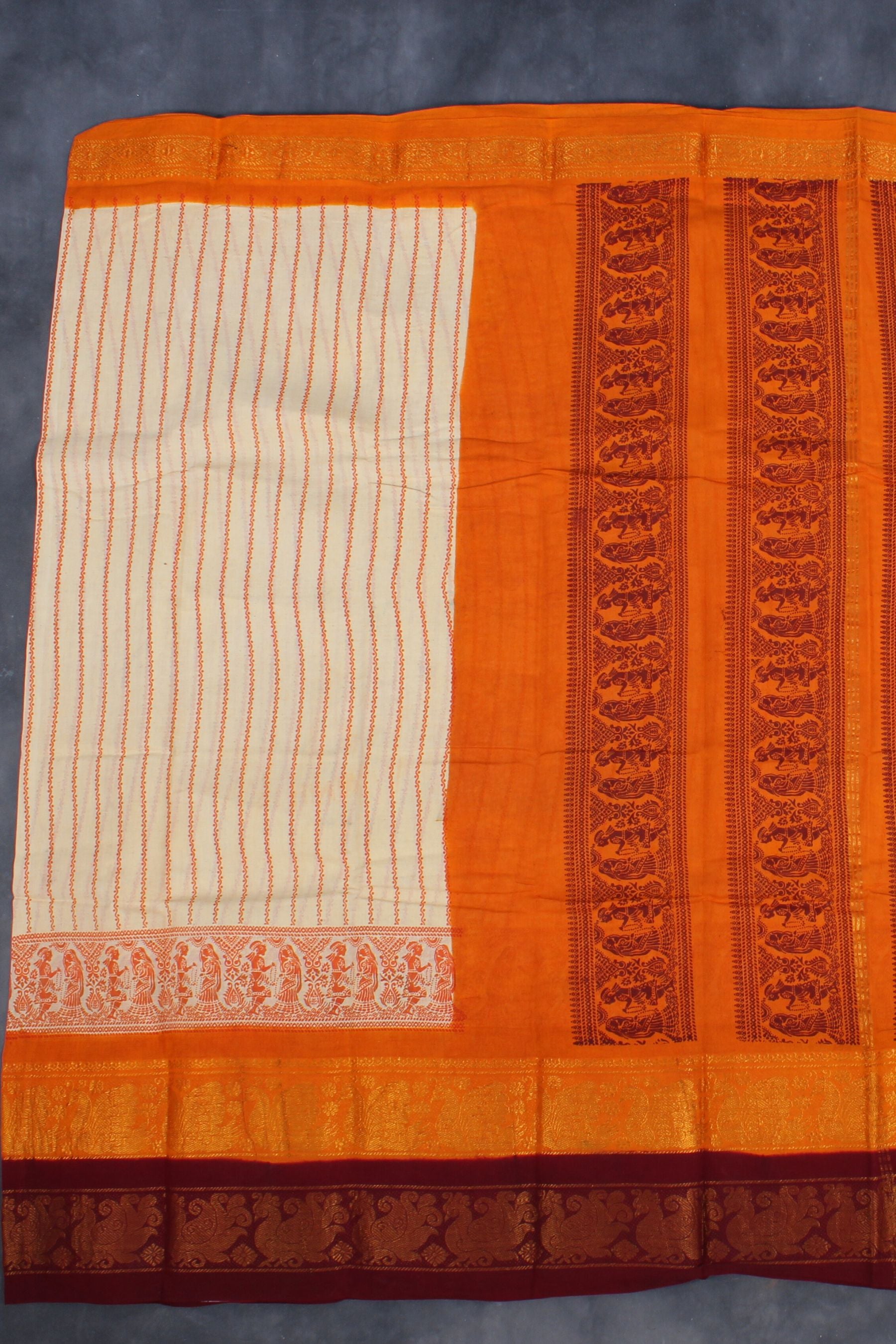 Authentic Madurai Sungudi Cotton Saree - Cultural Elegance & Lightweight