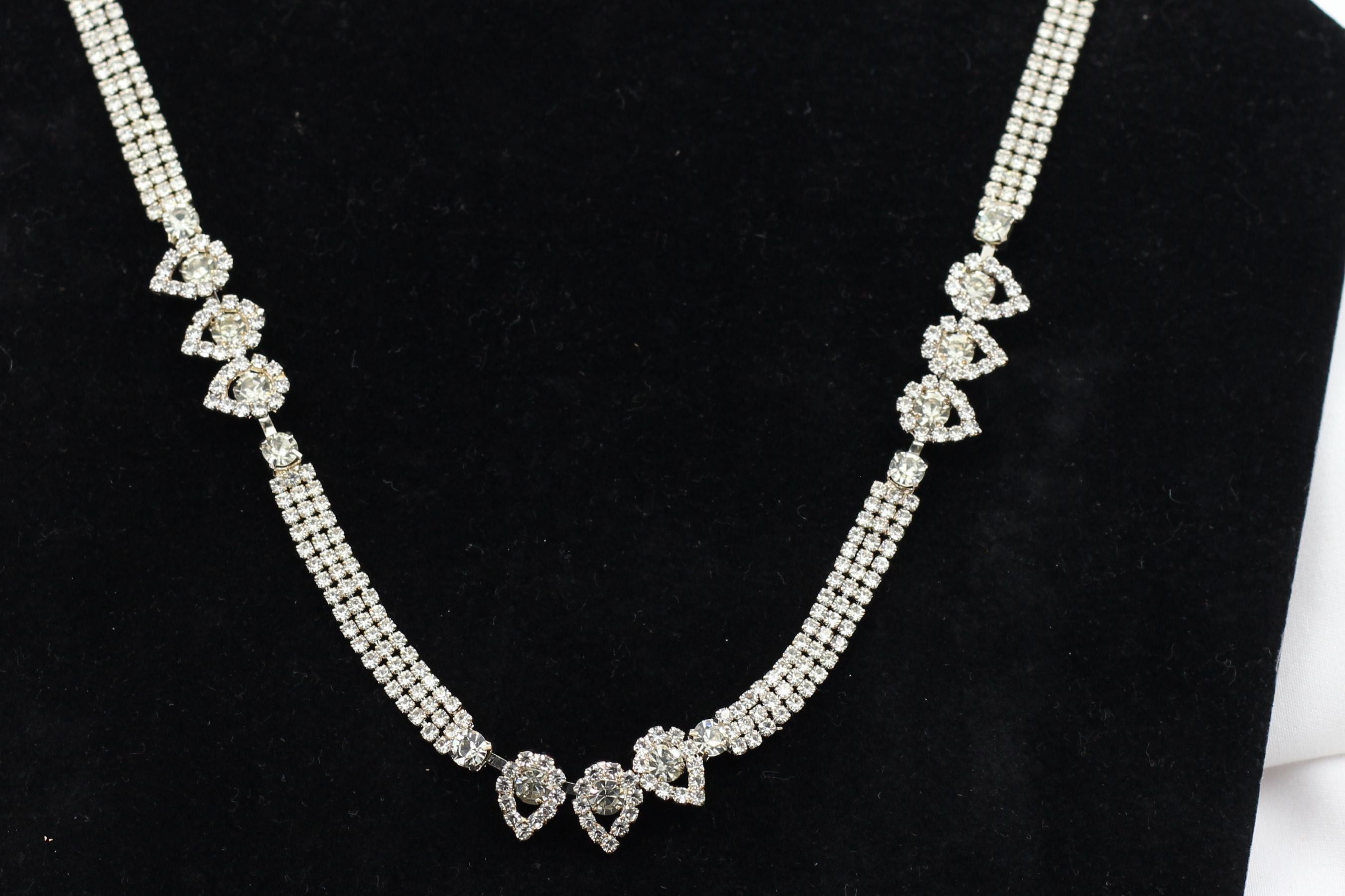 Elegant Silver Hip Chain with White Stones - Adjustable Glamour Accessory Jewelry JCS Fashions