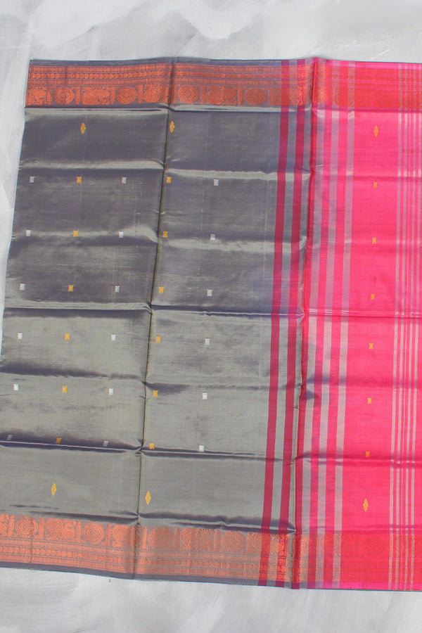 Ethically Sourced Vaazhai Naar Saree with Tradition-Inspired Zari Border