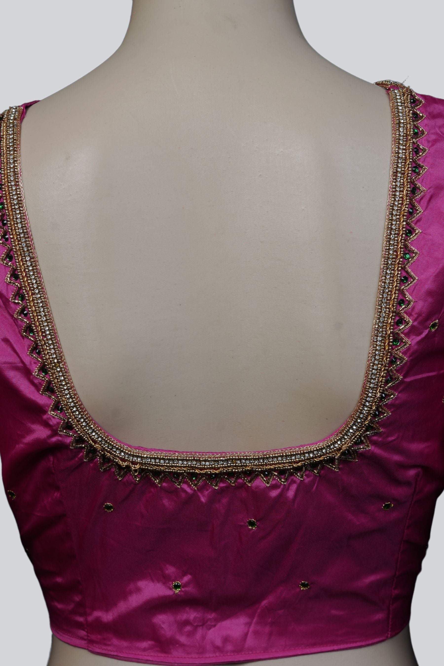 Aari Elegance: Timeless Craftsmanship for Stylish Statements |JCSFashions Blouse JCS Fashions