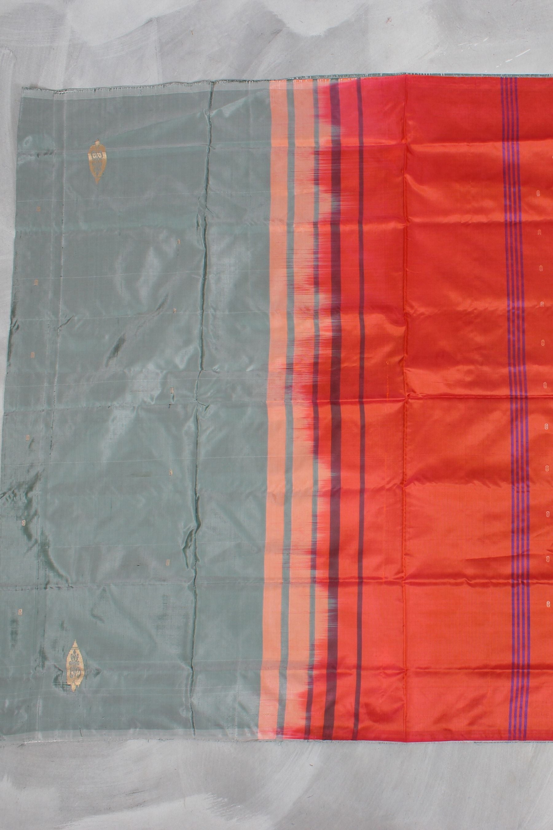 Eco-Chic Borderless Banana Pith Saree: Handwoven Sustainable Elegance