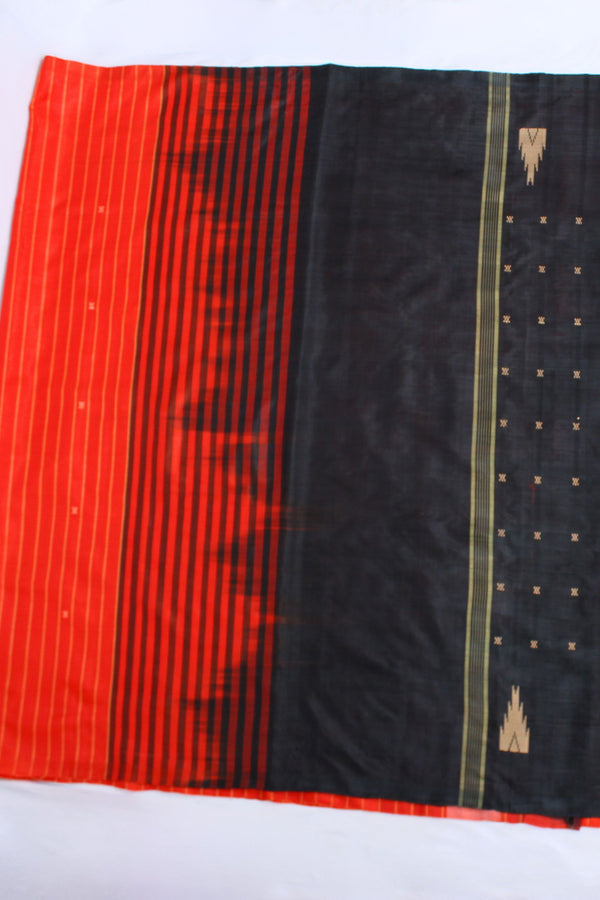 Hand-Woven Banana Pith Saree: Fusion of Sustainability & Elegance