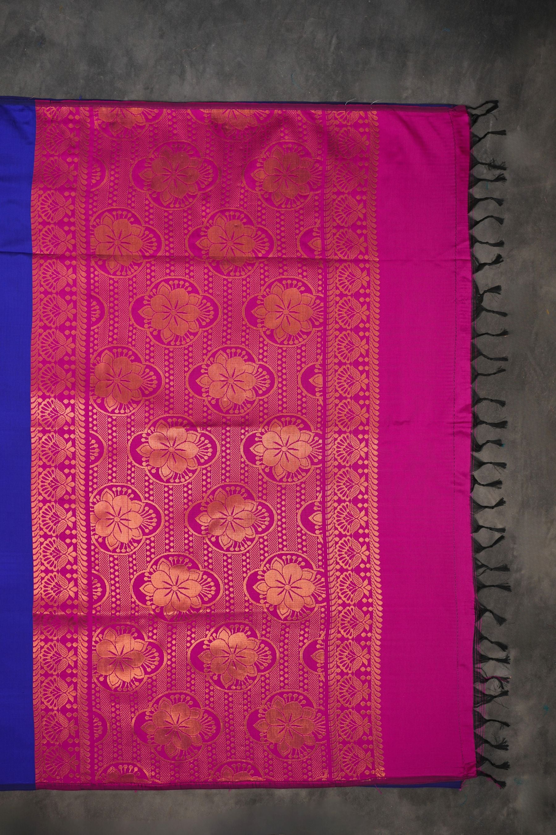 Elegant Kanchipuram Blended Silk Saree - Borderless, Radiant and Classy Saree JCS Fashions