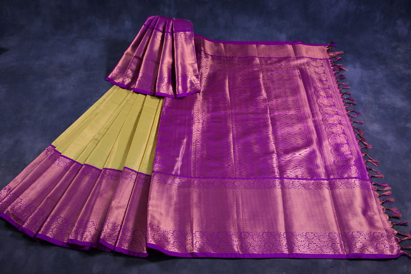 Handcrafted Pure Kanchipuram Silk Saree with Golden Butties