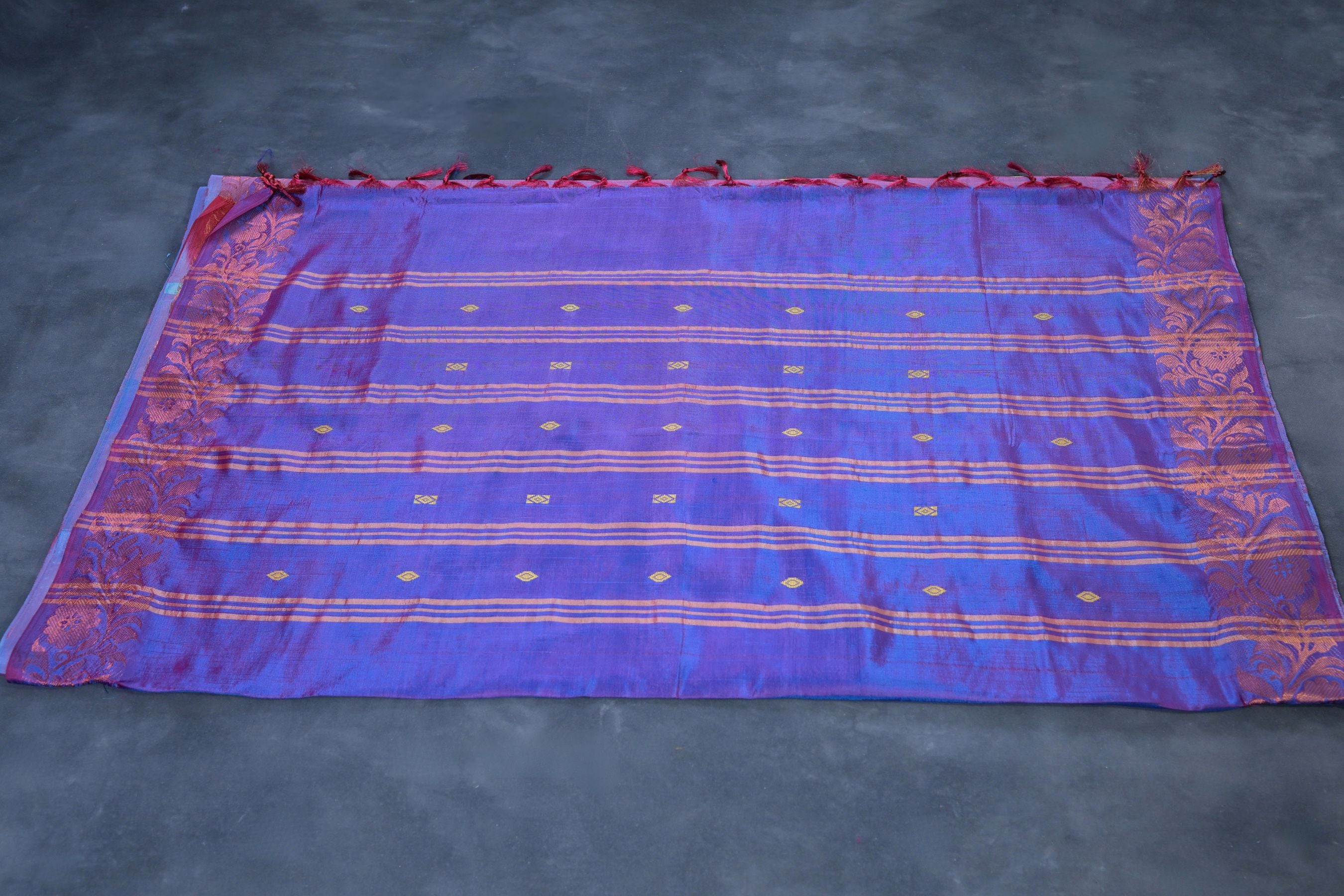 Handcrafted Vaazhai Naar Saree with Luxe Copper Zari Border Saree JCS Fashions