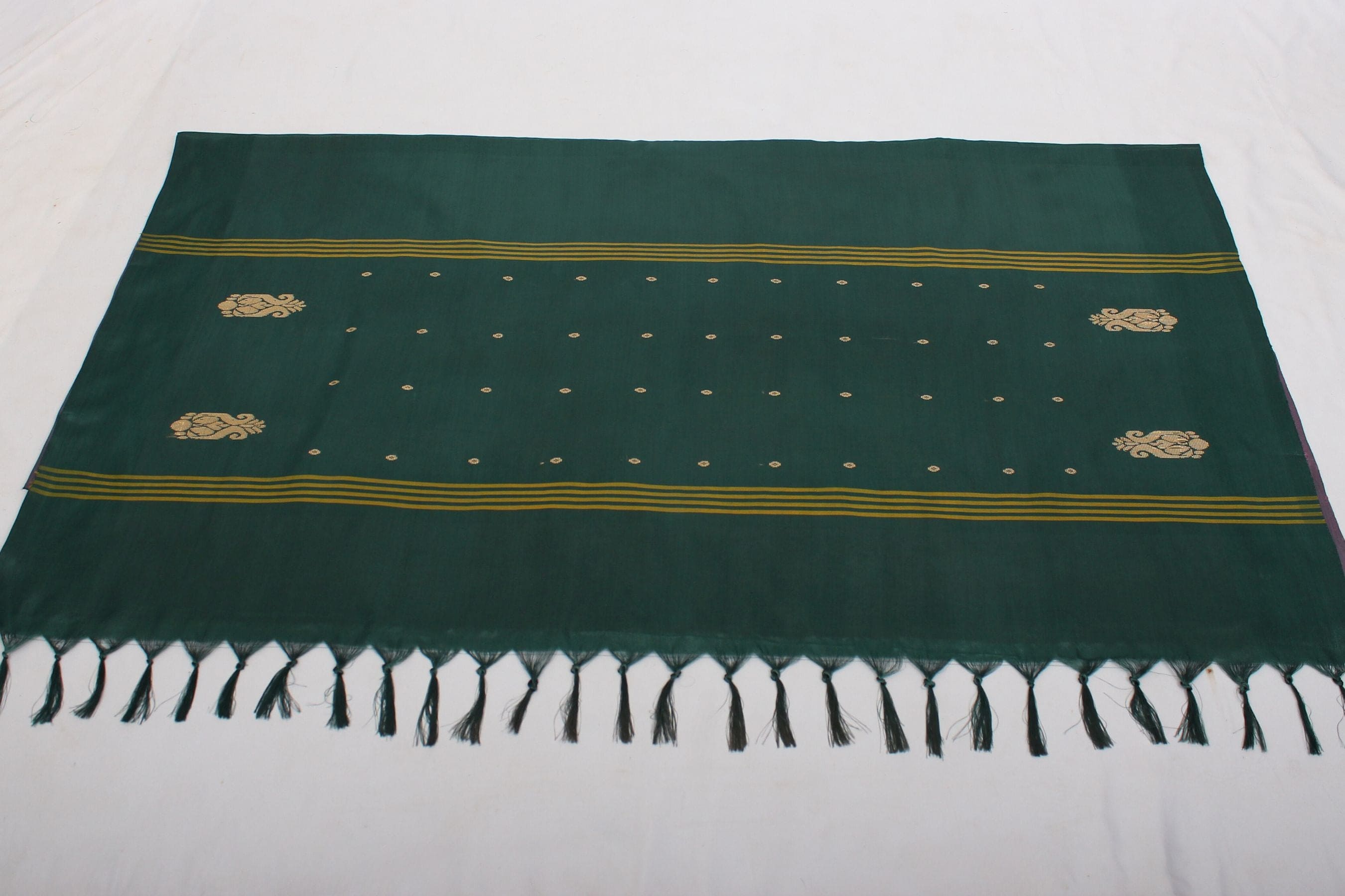 Eco-Friendly Vaazhai Naar Saree: Embrace Elegance in Tradition Saree JCS Fashions