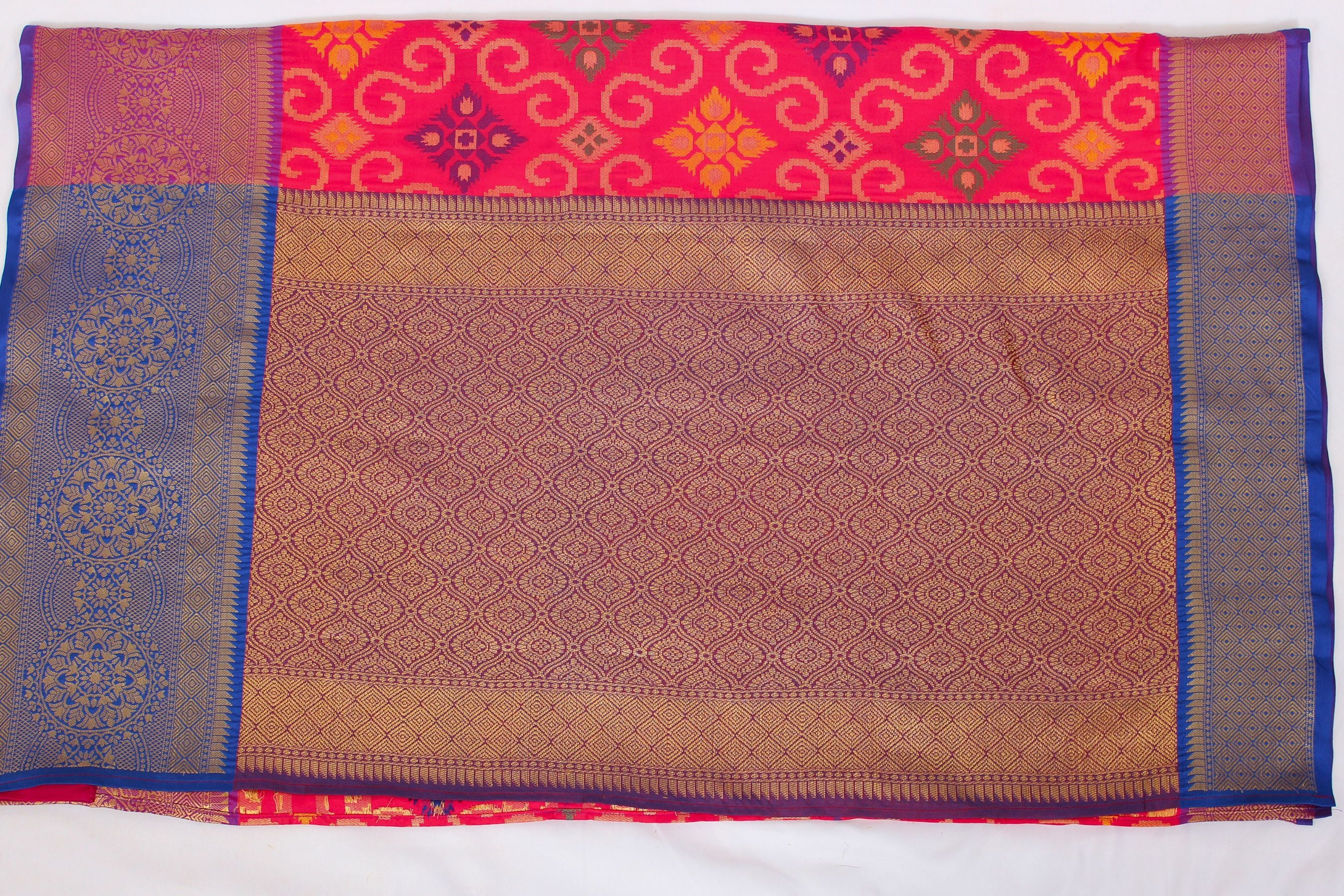 Banarasi Handloom Saree with All-Over Viral Zari Butta SAREE JCS Fashions