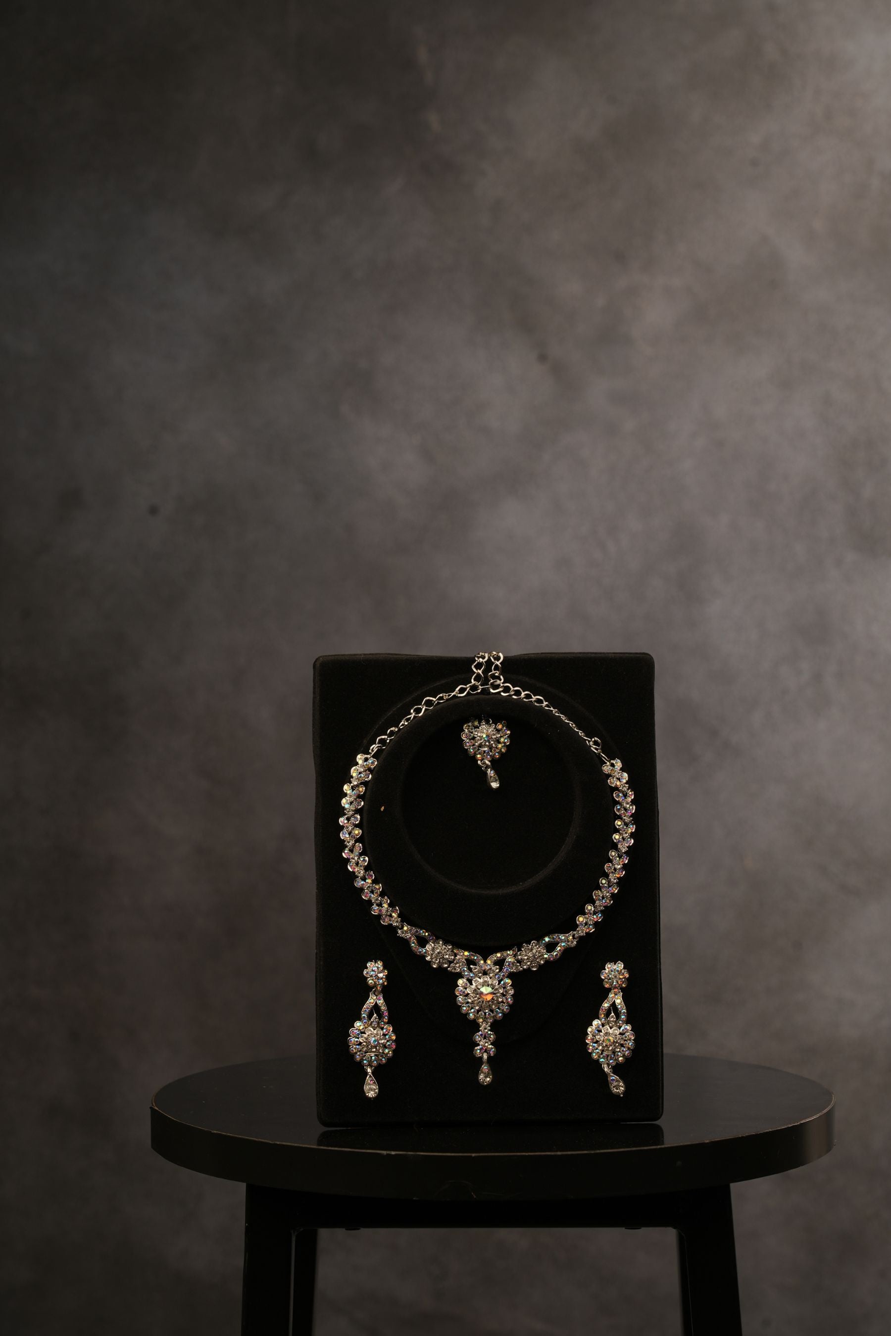 Exquisite Immitation Stone White Necklace Set - Includes Sparkling Earrings Jewelry JCS Fashions