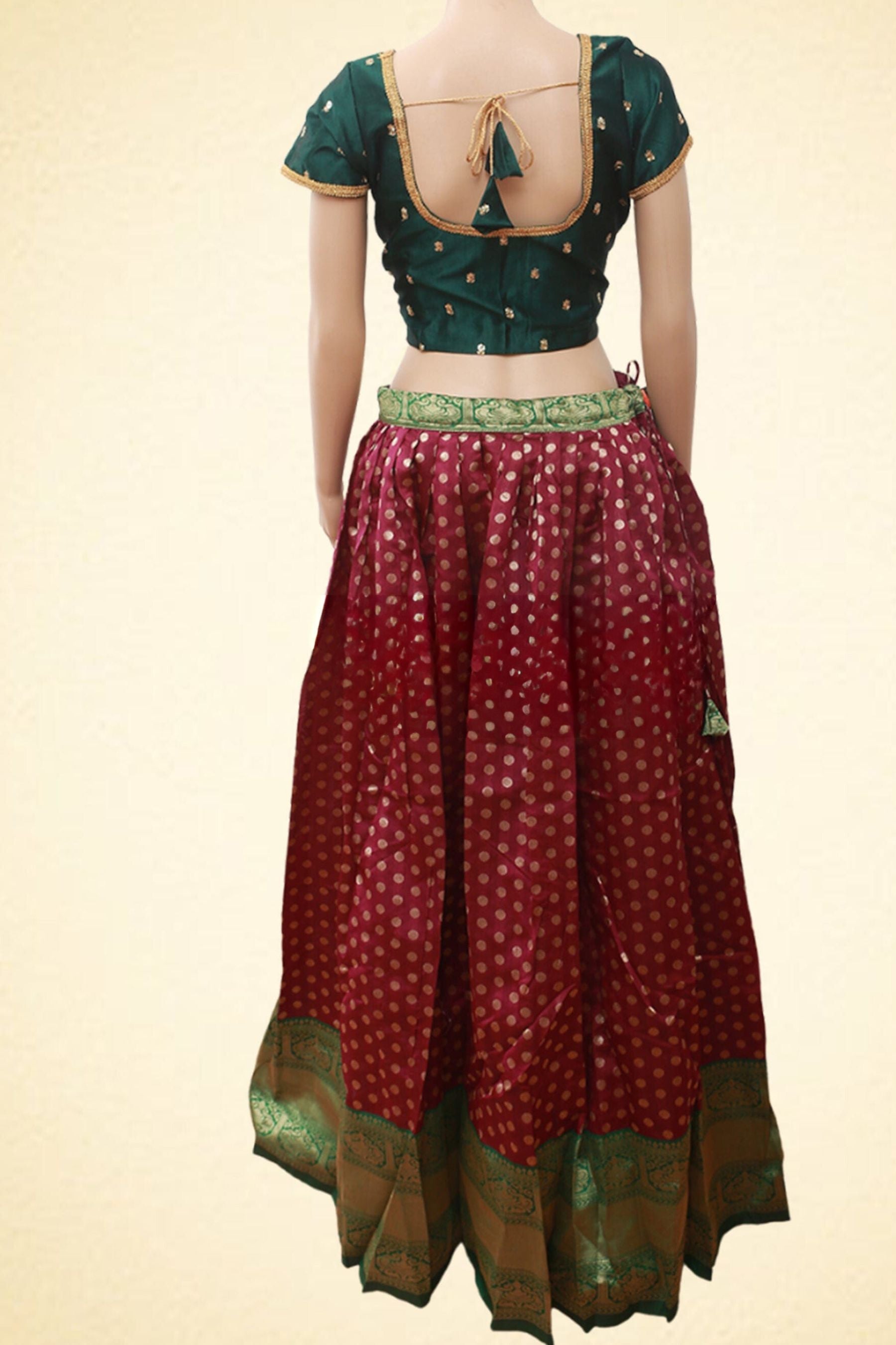 Lehenga Set with Soft silk thread weaving and contrast border Blouse LEHENGA JCS Fashions