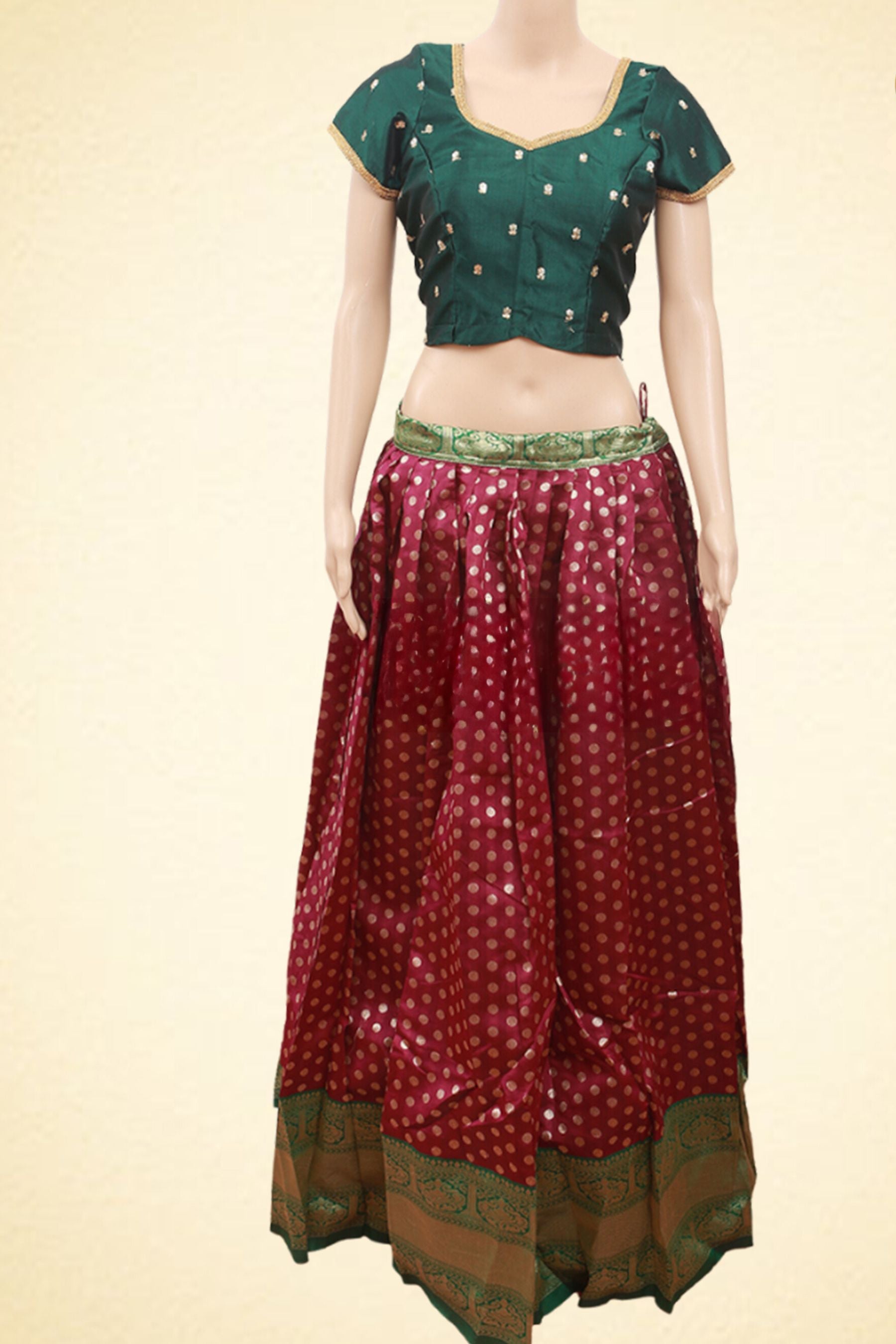 Lehenga Set with Soft silk thread weaving and contrast border Blouse