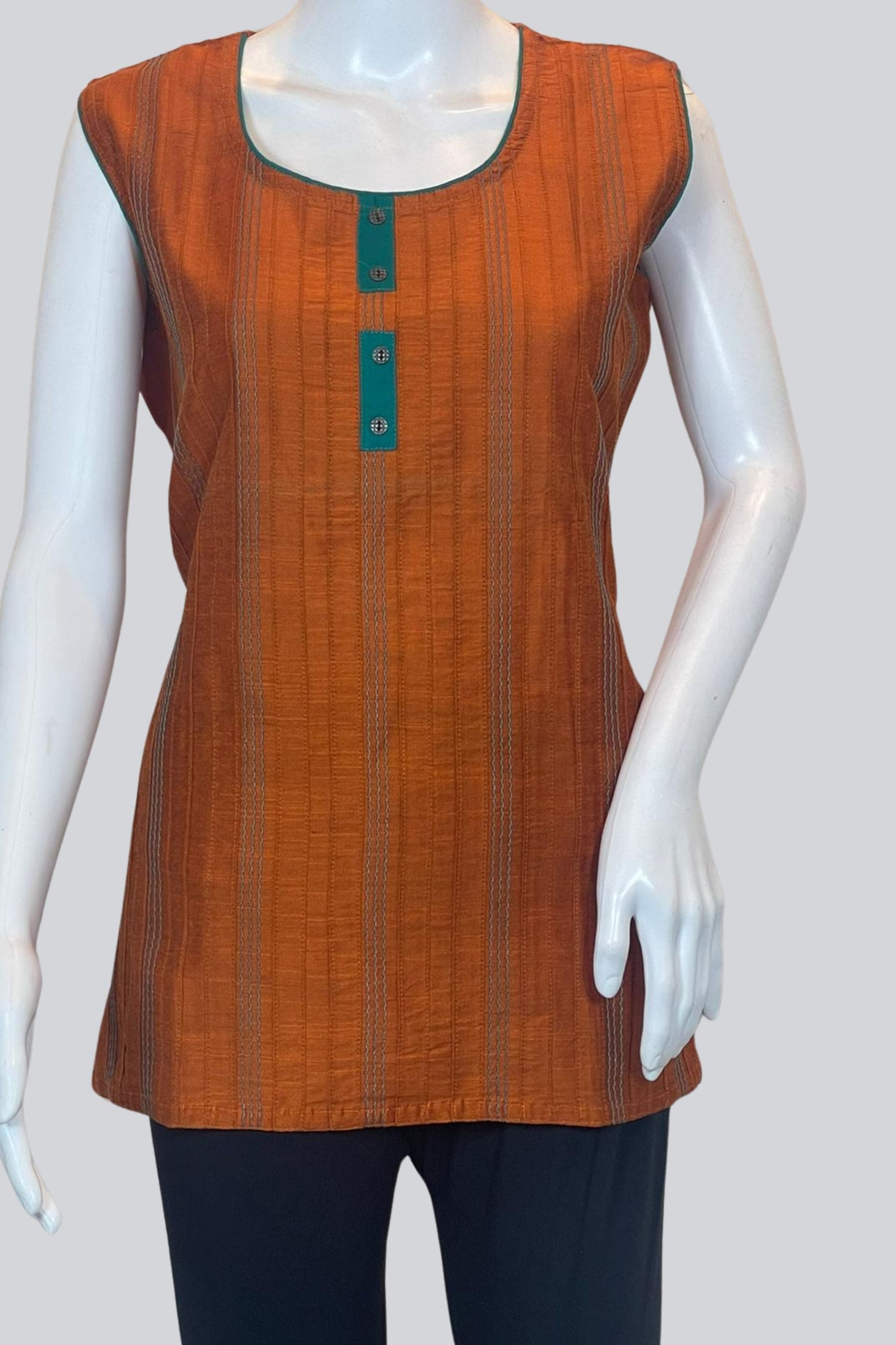 Chic Short Cotton Kurti: 27", Stylish Attached Sleeves - JCSFashions KURTI JCS Fashions