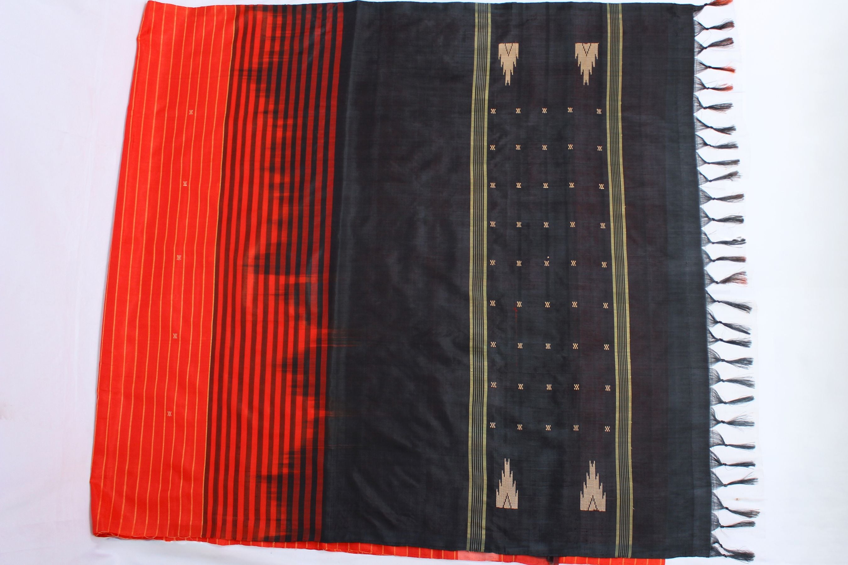 Hand-Woven Banana Pith Saree: Fusion of Sustainability & Elegance Saree JCS Fashions