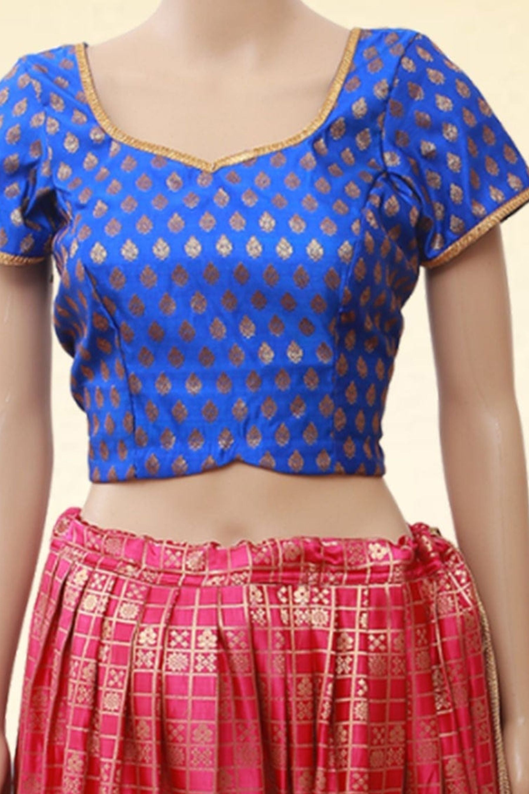 Allover Weaving Design Benarasi Pattu Pavadai/Lehenga With Kanchi Border LEHENGA JCS Fashions