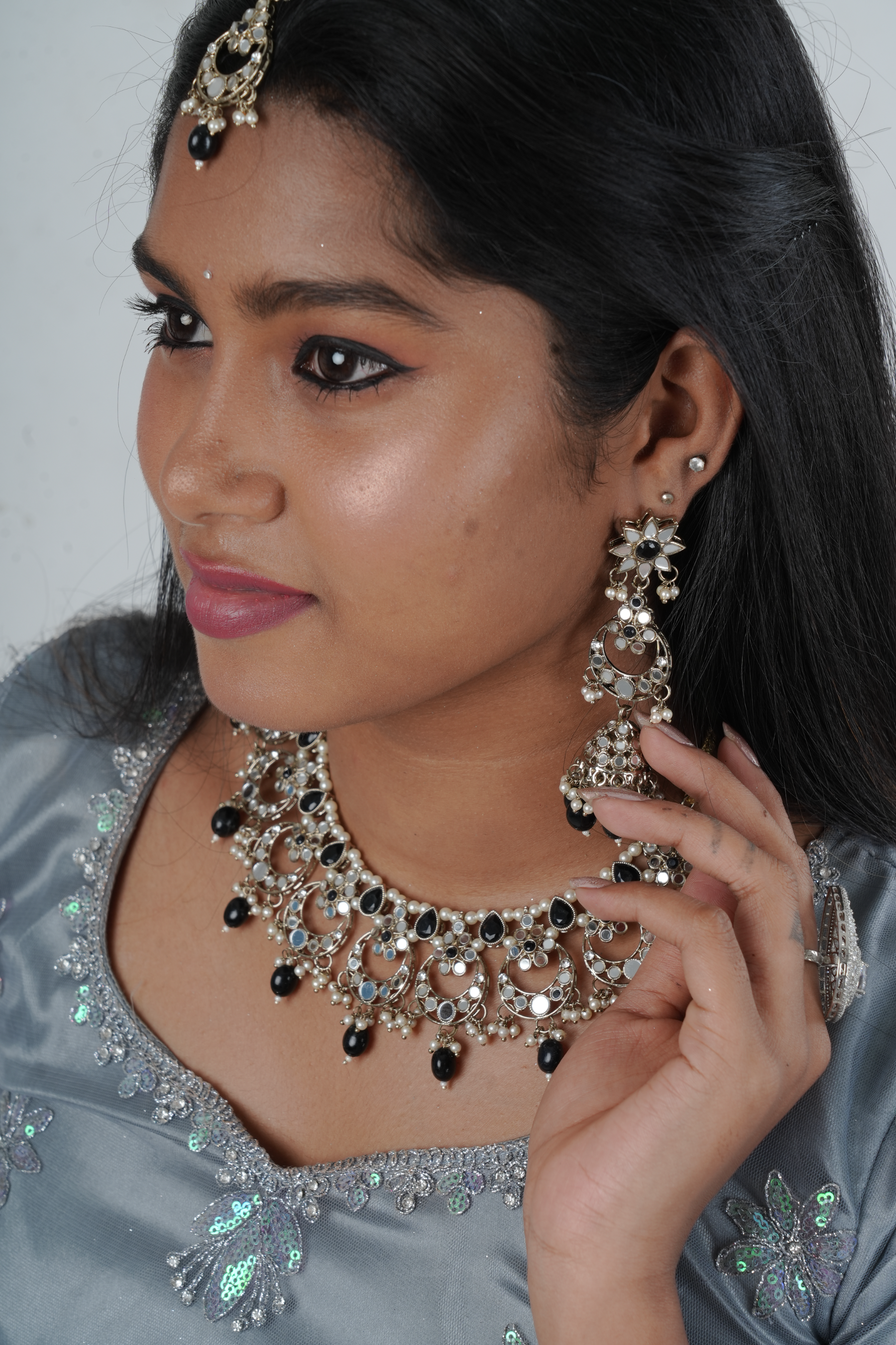 Elegant Mirror & Bead Work Neckset with Pearl Details & Matching Jhumka Jewelry JCS Fashions Black free size