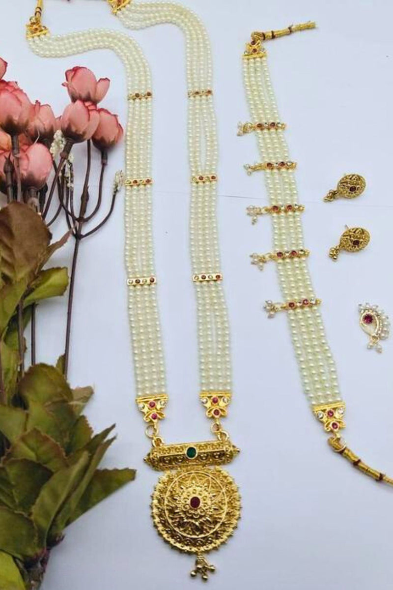 Luxurious Gold-Plated Pearl Choker and Earring Set with Agate Stones