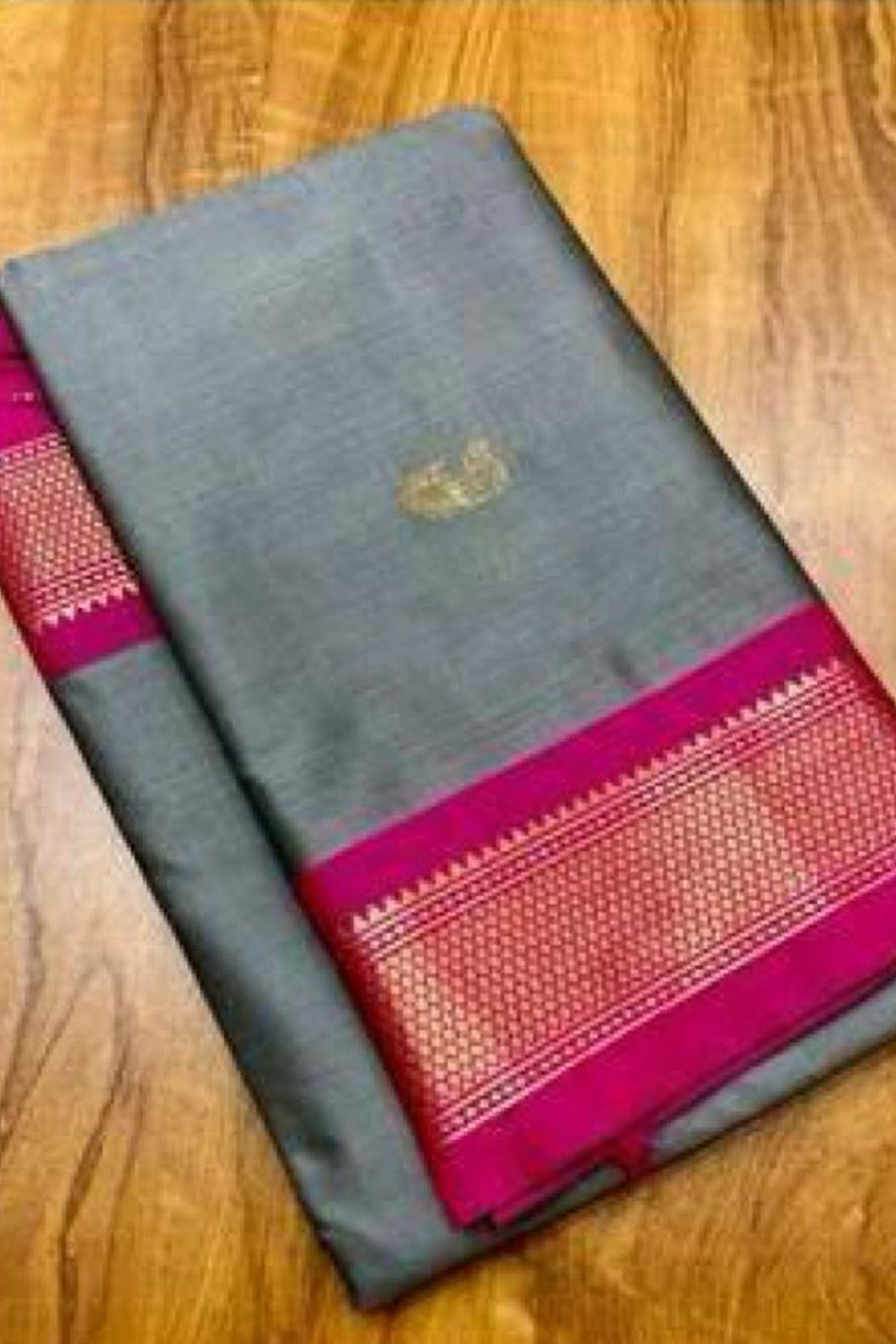 Traditional Paithani Cotton Silk Saree with Matching Blouse Saree JCS Fashions