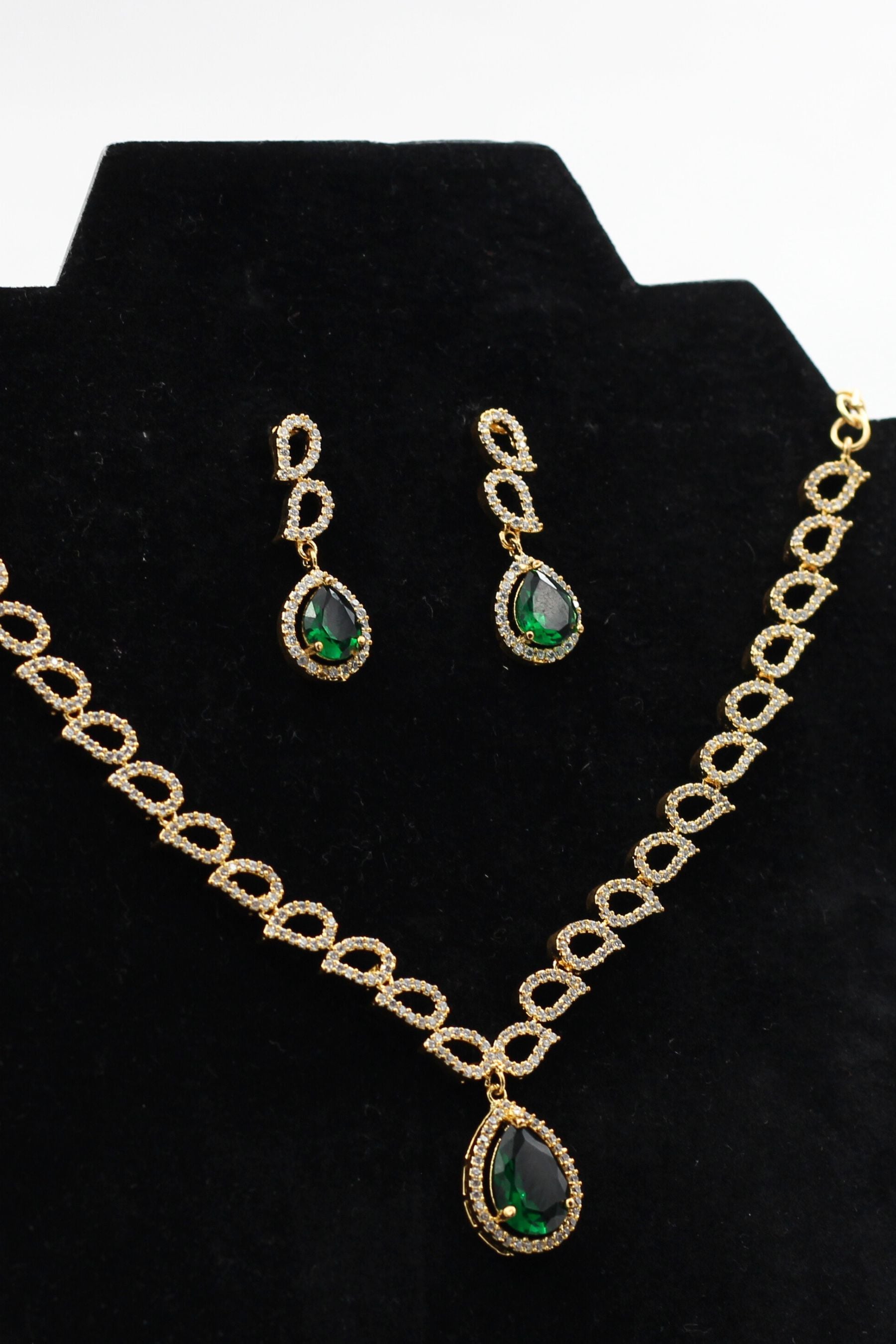 Regal Gold-Plated Stone Jewelry Set With Matching Earrings By JCSFashions Jewelry JCS Fashions Green 9"