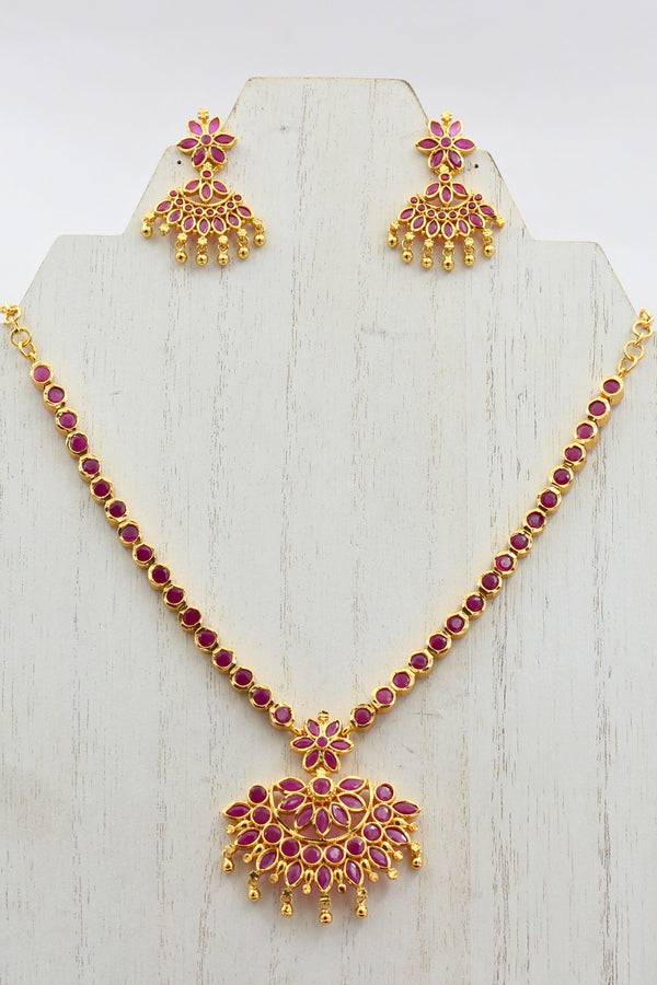 Exquisite Kemp Stone Jewelry Neck Set: Handcrafted and High-Quality Alloy