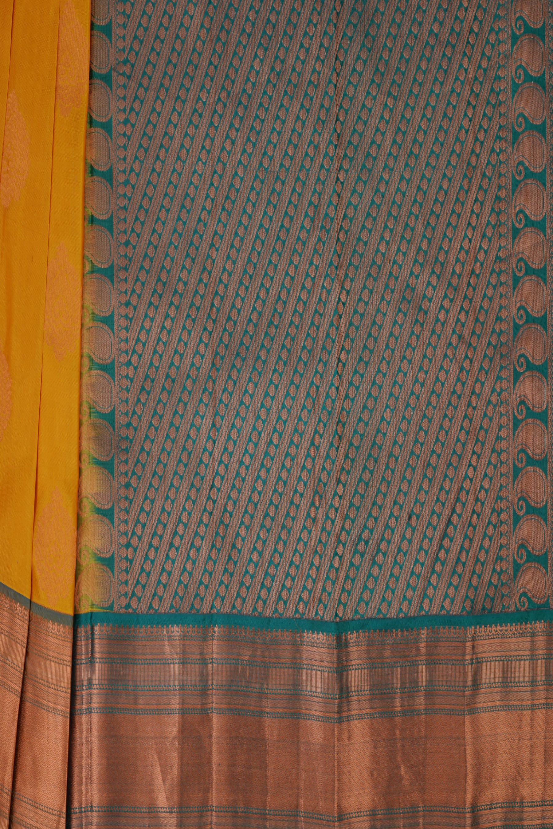 Handloom Double Warp Pure Silk Saree & Tailored Blouse Saree JCS Fashions