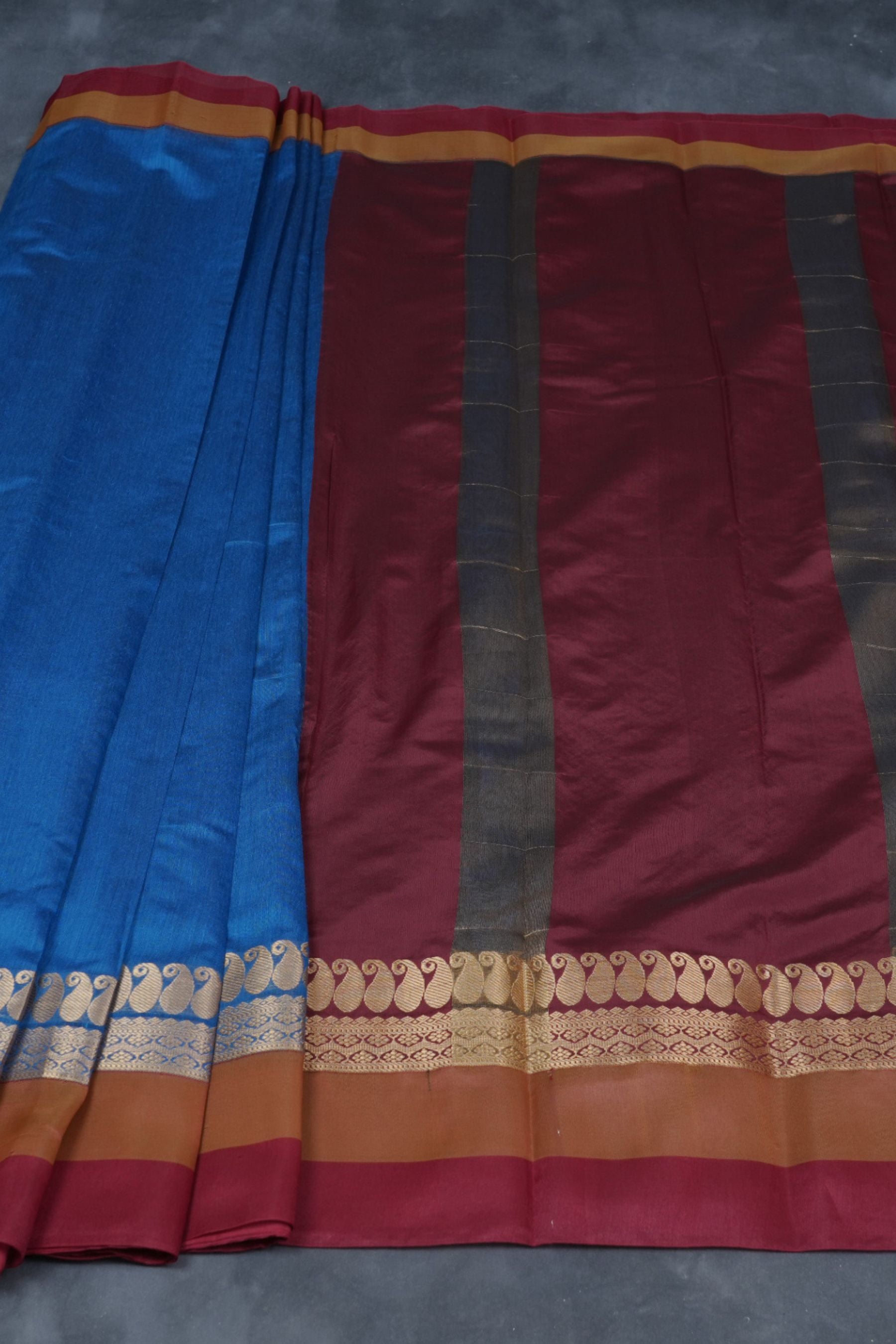 Silk Cotton Saree with Zari Border, Line Pallu and Stitched Blouse