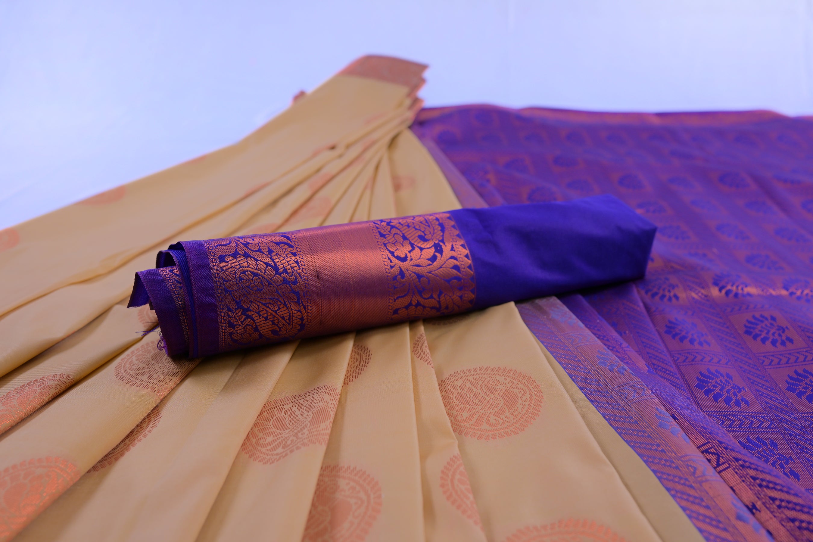 Elegant Dual-Border Saree with Copper Zari and Peacock Motifs Saree JCS Fashions