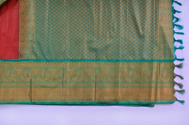 Authentic Kanchipuram Silk Saree with Dual Border - JCS Fashions