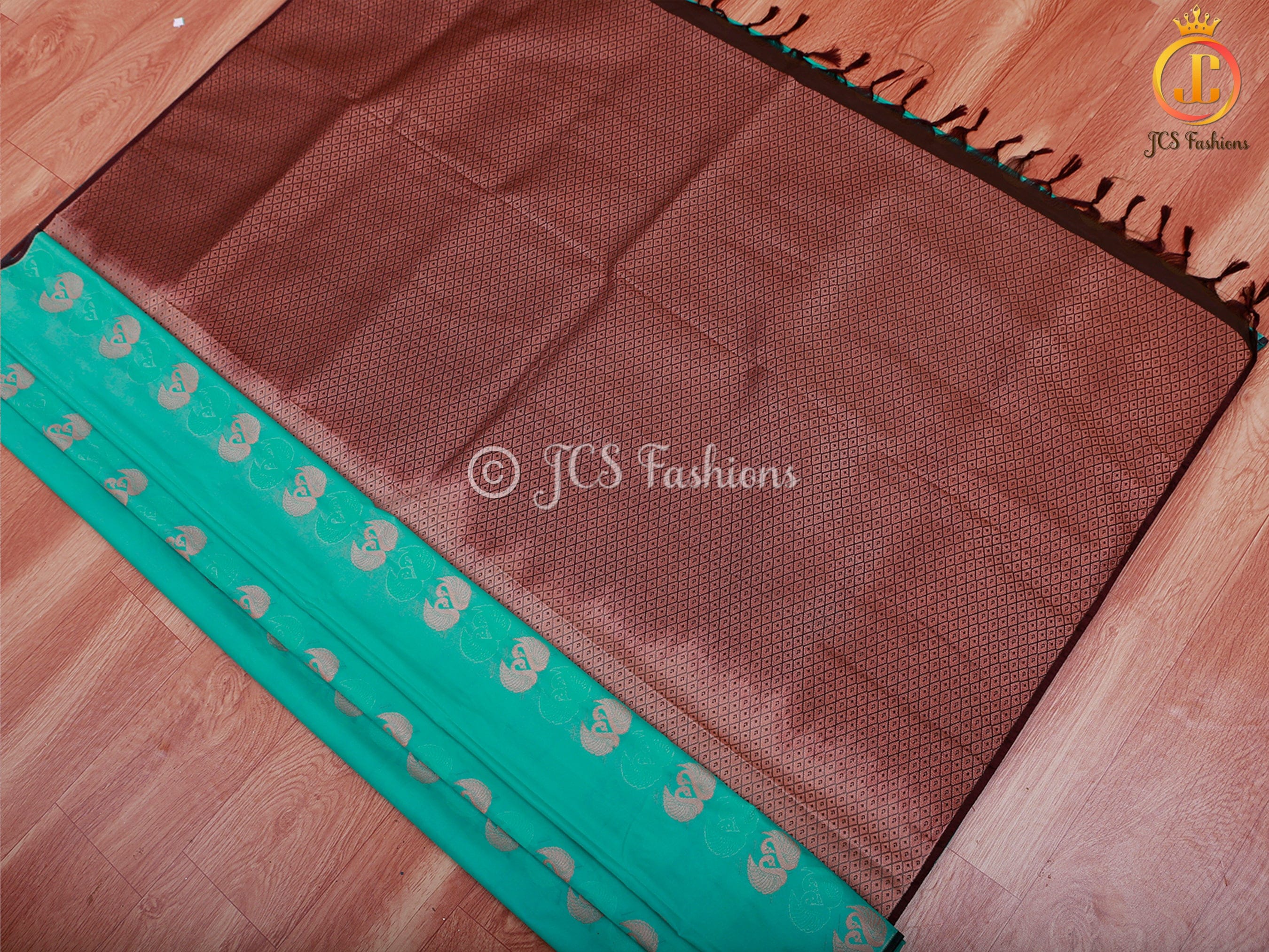 Semi Silk Border Less Saree With Fully Stitched Blouse, Copper Zari.