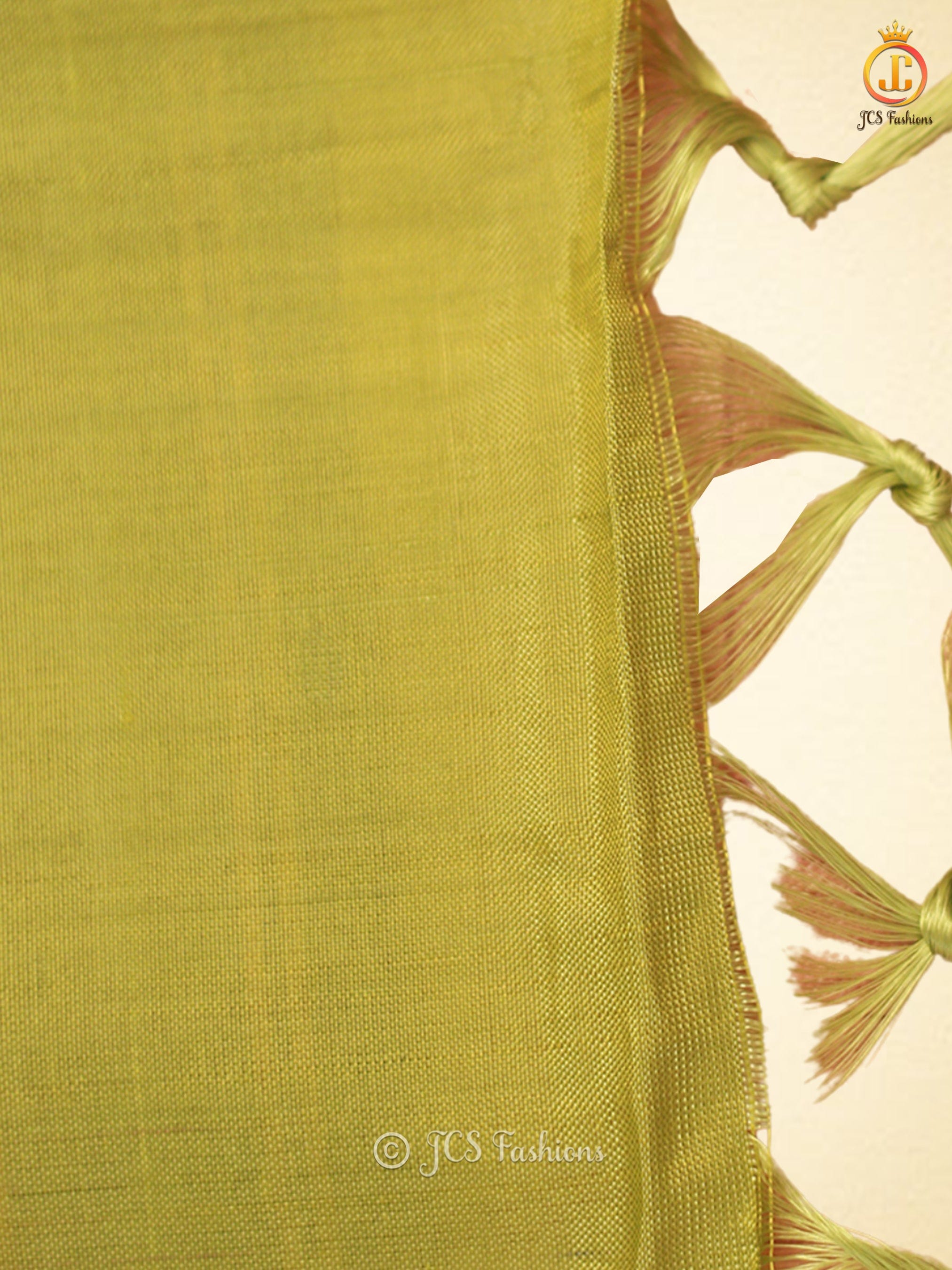 Hand Woven Elegant Traditional Design VAALAI Pattu/Banana Pith Saree