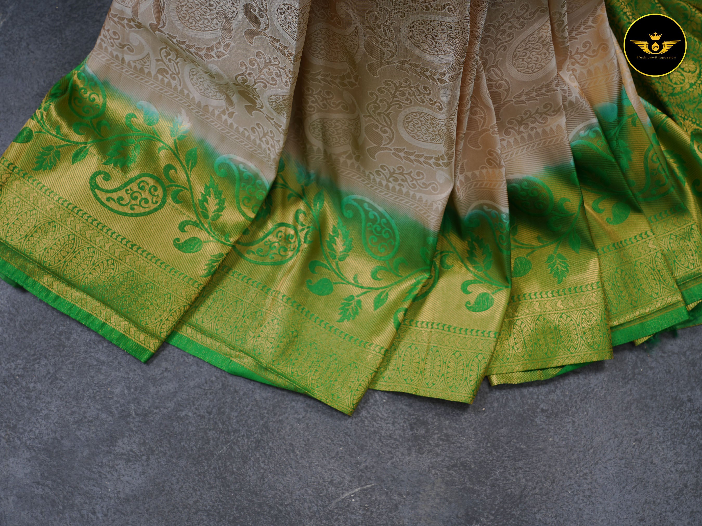 Fabulous Soft Silk Fabric Saree with Zari weaving and Contrast Border SAREE JCS Fashions