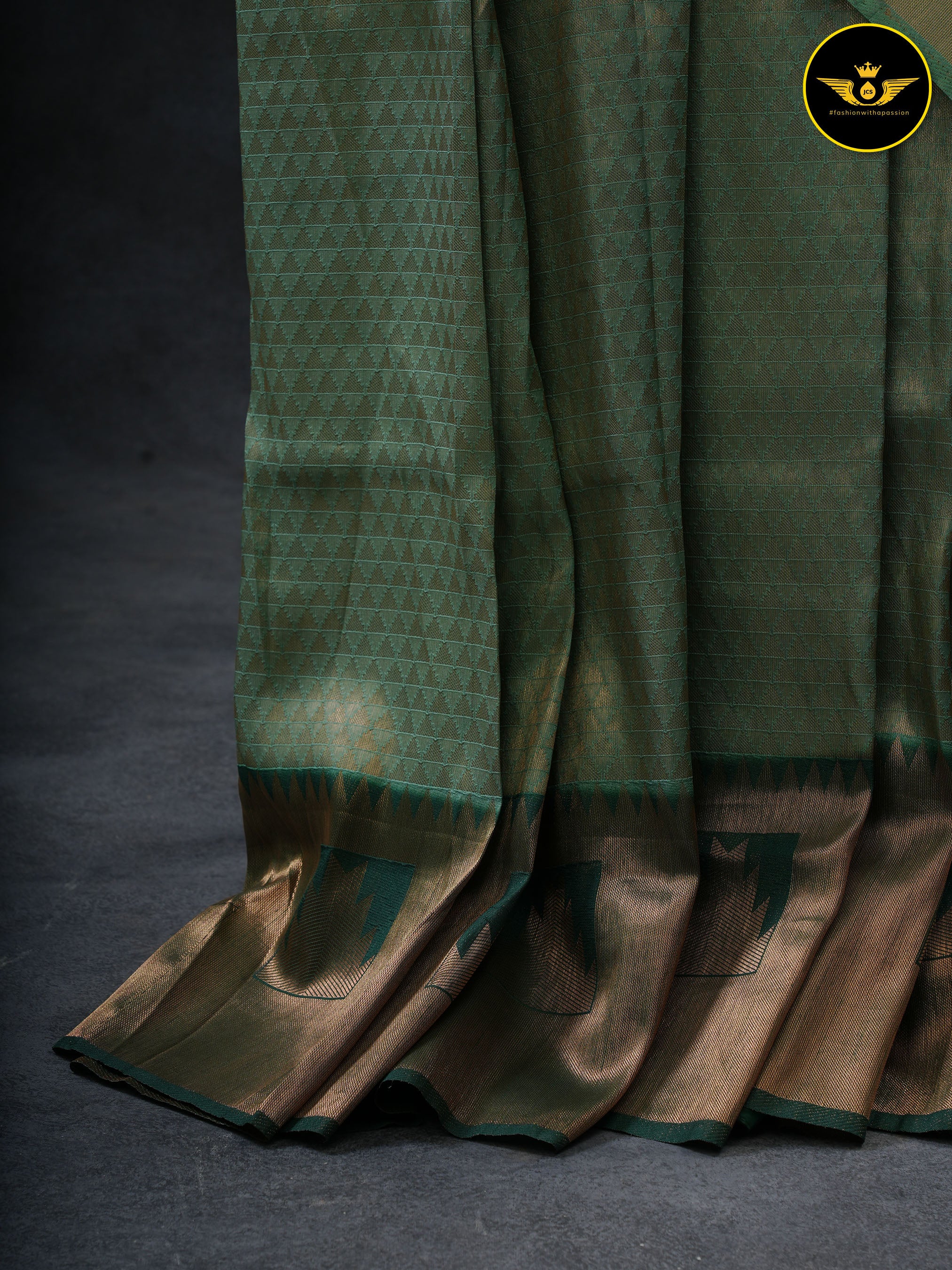 Exclusive Super Quality Banarasi Silk Saree With Contrast Blouse SAREE JCS Fashions