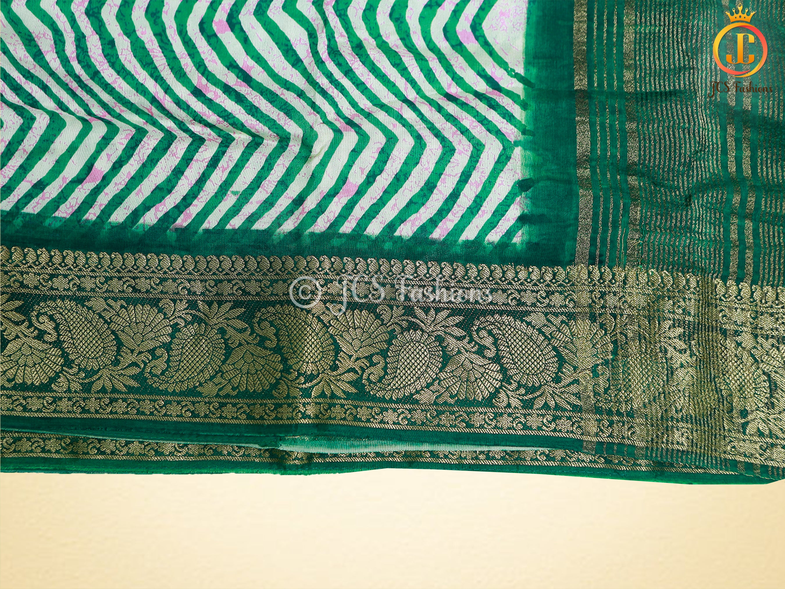 Leheriya Bathik Prints, Munga Silk Saree, Bold Colour, Fully Stitched blouse