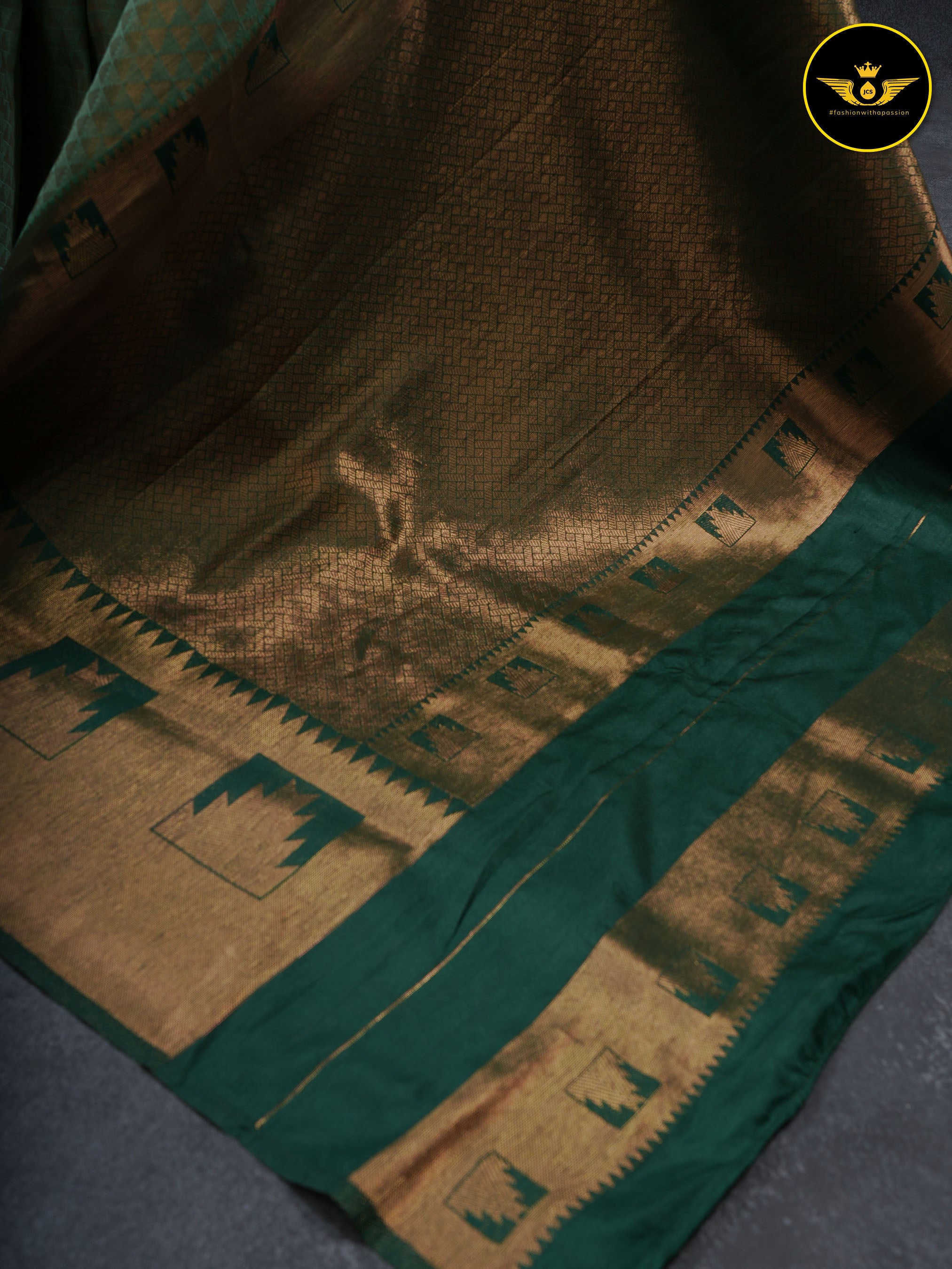 Exclusive Super Quality Banarasi Silk Saree With Contrast Blouse SAREE JCS Fashions