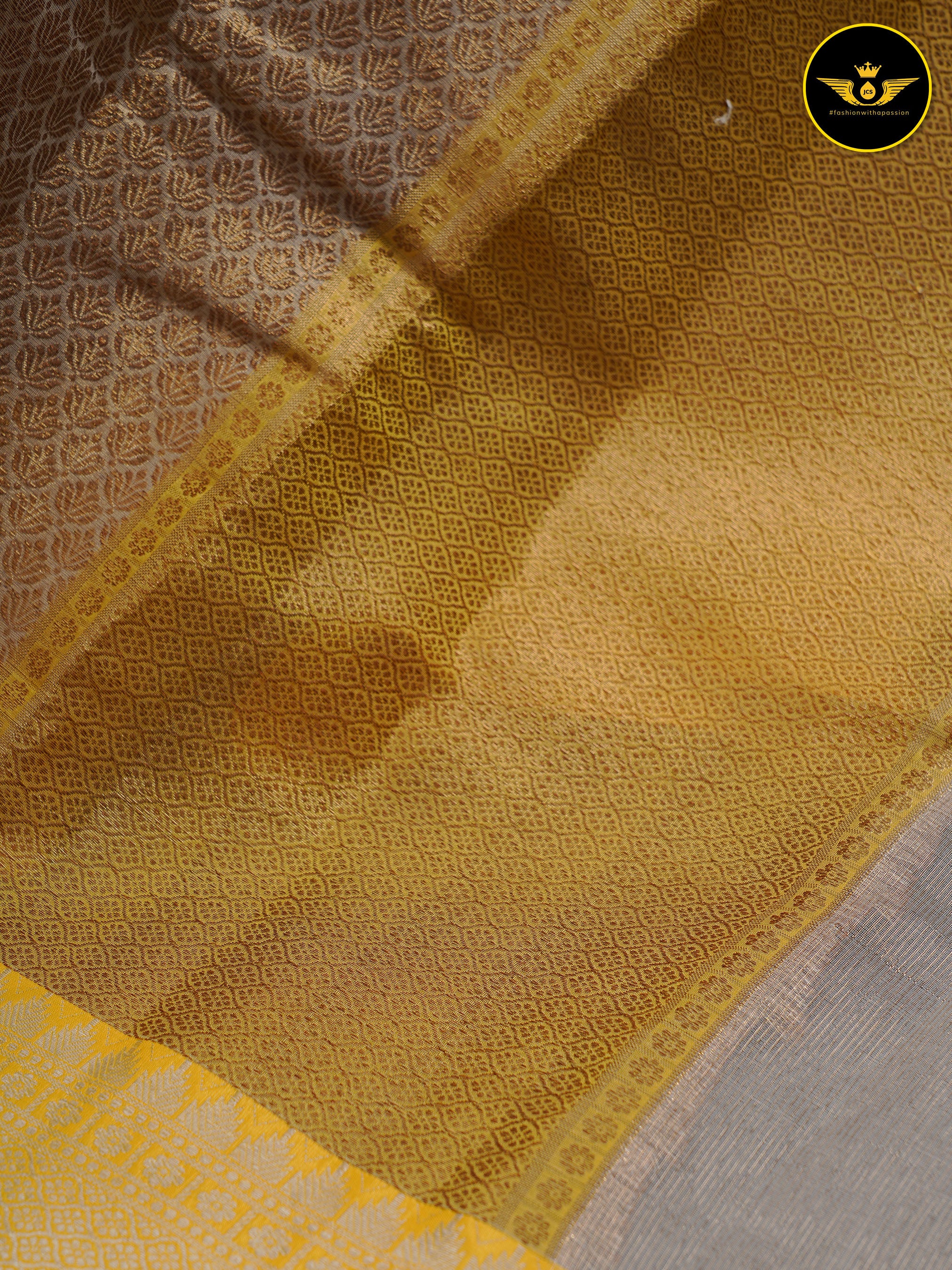 Pure Handloom Banarasi Muslin Silk Saree |JCSFashions SAREE JCS Fashions