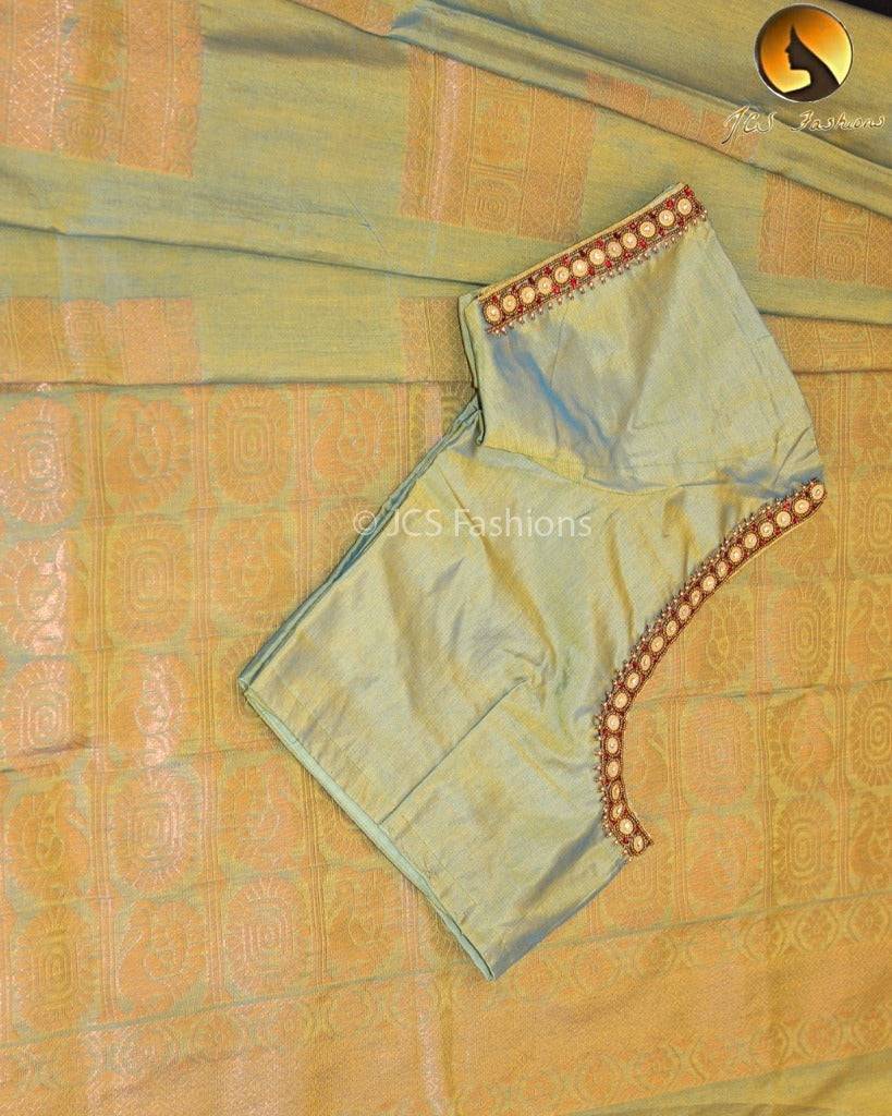 Semi Soft Silk Borderless Saree